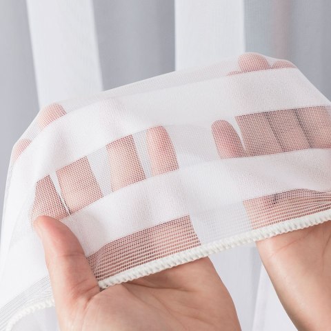 Firanka żakardowa ze wzorem pasowym z ołowianką, wysokość 280cm, kolor 001 biały 000381/OLO/001/280000/1 Firanka żakardowa ze wzorem pasowym z ołowianką, wysokość 280cm, kolor 001 biały 000381/OLO/001/280000/1