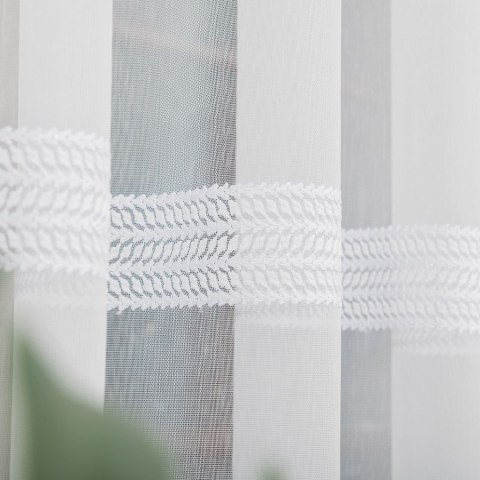 Firanka haftowana ze wzorem pasowym, wysokość 280cm, kolor 001 biały 083399/768/001/000280/1