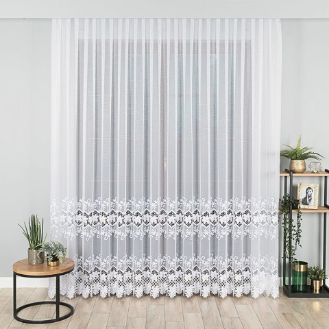 Firanka z aplikacją ze wzorem pasowym na markizecie, wysokość 250cm, kolor 001 biały 122469/433/001/000250/1 Firanka z aplikacją ze wzorem pasowym na markizecie, wysokość 250cm, kolor 001 biały 122469/433/001/000250/1