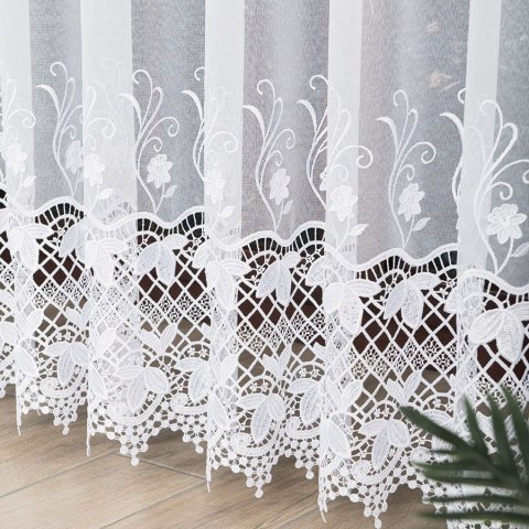 Firanka z aplikacją ze wzorem pasowym na markizecie, wysokość 250cm, kolor 001 biały 122795/433/001/000250/1 Firanka z aplikacją ze wzorem pasowym na markizecie, wysokość 250cm, kolor 001 biały 122795/433/001/000250/1