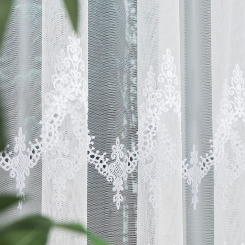 Firanka, wysokość 120cm, kolor 001 biały 241750/885/001/000120/1 Firanka, wysokość 120cm, kolor 001 biały 241750/885/001/000120/1