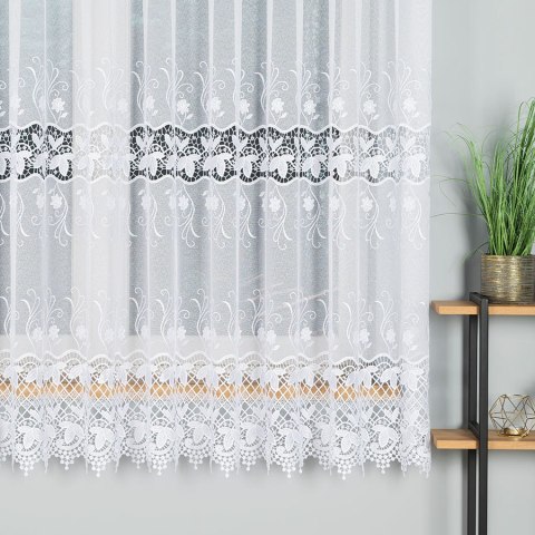 Firanka z aplikacją ze wzorem pasowym na markizecie, wysokość 180cm, kolor 001 biały 122795/433/001/000180/1 Firanka z aplikacją ze wzorem pasowym na markizecie, wysokość 180cm, kolor 001 biały 122795/433/001/000180/1