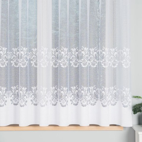 Firanka żakardowa ze wzorem pasowym, wysokość 160cm, kolor 001 biały 107168/000/001/000160/1 Firanka żakardowa ze wzorem pasowym, wysokość 160cm, kolor 001 biały 107168/000/001/000160/1