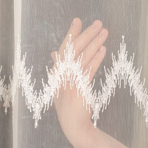 Firanka haftowana, wysokość 280cm, kolor 012 biały 127337/768/012/000280/1