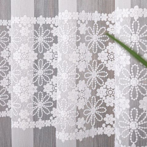 Firanka haftowana ze wzorem pasowym, wysokość 290cm, kolor 001 biały 013294/MIR/001/000290/1