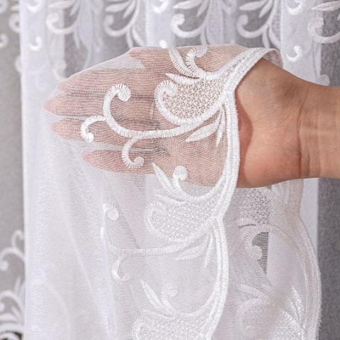 Firanka z aplikacją na markizecie ze wzorem pasowym, wysokość 281cm, kolor 001 biały 081967/433/001/000281/1