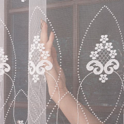 Firanka żakardowa ze wzorem po całości, wysokość 170cm, kolor 001 biały 618493/000/001/000170/1 Firanka żakardowa ze wzorem po całości, wysokość 170cm, kolor 001 biały 618493/000/001/000170/1