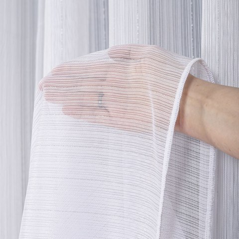 Firanka fantazyja ze srebną, błyszczącą nitką, wysokość 300cm, kolor 001 biały 001238/OLO/001/000300/1 Firanka fantazyja ze srebną, błyszczącą nitką, wysokość 300cm, kolor 001 biały 001238/OLO/001/000300/1