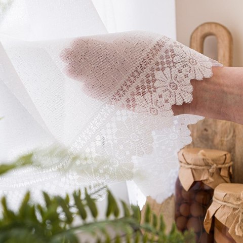 Zazdrostka żakardowa ze wzorem na samym dole, wysokość 50cm, kolor 001 biały 361930/000/001/000050/1 Zazdrostka żakardowa ze wzorem na samym dole, wysokość 50cm, kolor 001 biały 361930/000/001/000050/1