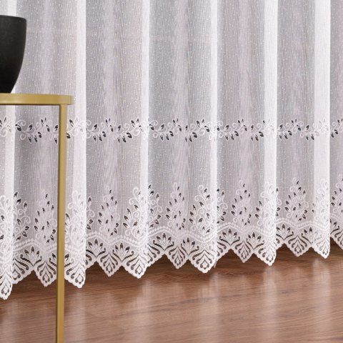 Firanka żakardowa ze wzorem pasowym, wysokość 250cm, kolor 001 biały 018534/000/001/000250/1 Firanka żakardowa ze wzorem pasowym, wysokość 250cm, kolor 001 biały 018534/000/001/000250/1