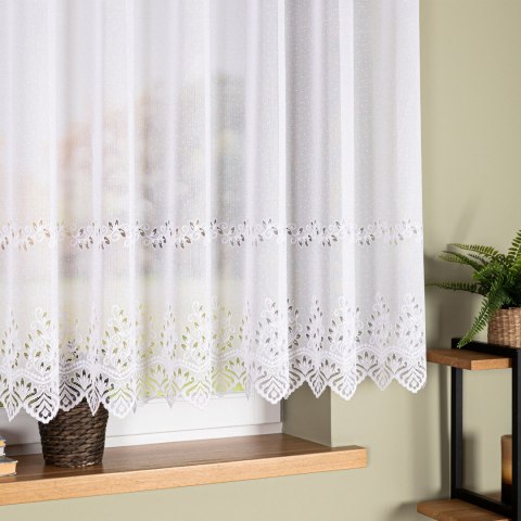 Firanka żakardowa ze wzorem pasowym, wysokość 140cm, kolor 001 biały 018534/000/001/000140/1 Firanka żakardowa ze wzorem pasowym, wysokość 140cm, kolor 001 biały 018534/000/001/000140/1