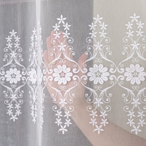 Firanka z aplikacją, wysokość 280cm, kolor 001 biały 113106/768/001/000280/1