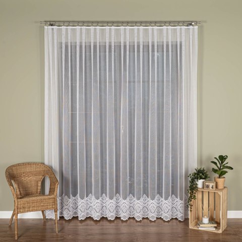 Firanka żakardowa ze wzorem na samym dole, wysokość 250cm, kolor 001 biały 015997/000/001/000250/1