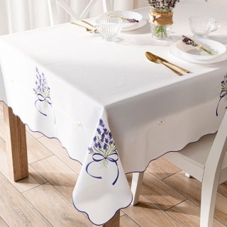 LAWENDOWA POLANA Obrus z haftem, szerokość 140cm x wysokość 220cm, kolor 001 biały 291771/KSP/001/140220/1