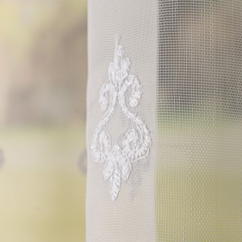 Firanka haftowana pasowa, wysokość 170cm, kolor 001 biały FH0040/768/001/000170/1