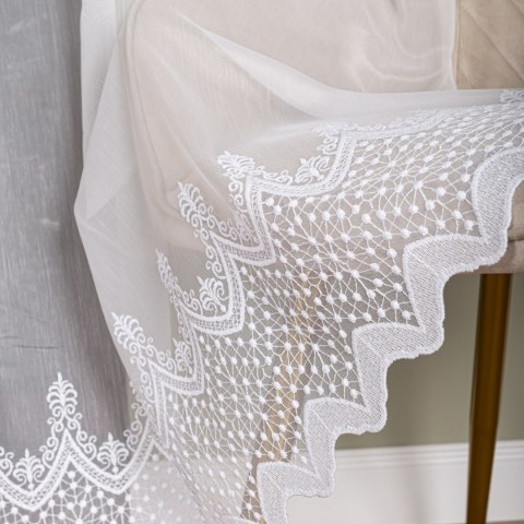 Firanka haftowana pasowa, wysokość 285cm, kolor 001 biały FH0026/768/001/000285/1