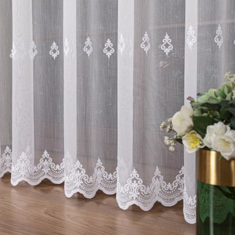 Firanka haftowana pasowa, wysokość 300cm, kolor 001 biały FH0040/768/001/000300/1