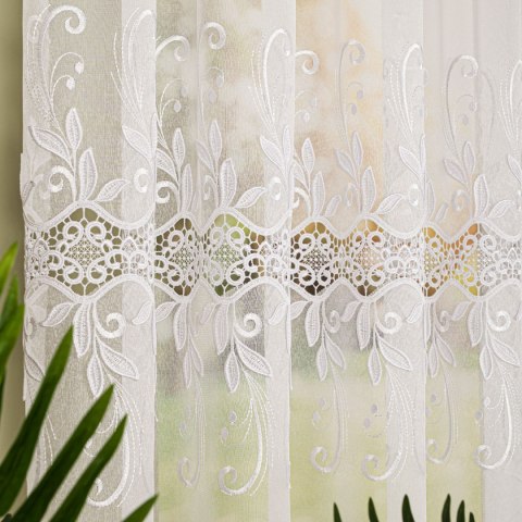 Firanka z aplikacją na markizecie 122467 wysokość 180 cm kolor biały