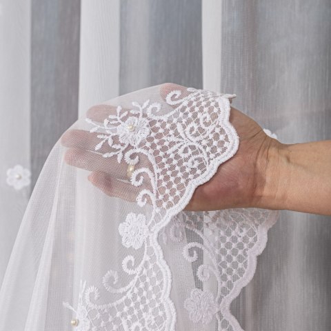 Firanka haftowana pasowa, wysokość 170cm, kolor 904 biały FH0021/000/904/000170/1