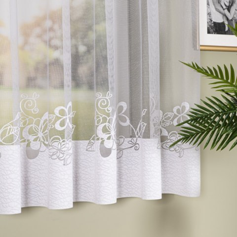 Firanka żakardowa ze wzorem na samym dole, wysokość 175cm, kolor 001 biały 107199/000/001/000175/1