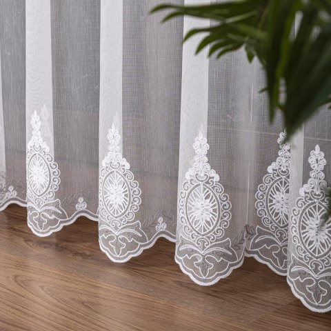 Firanka haftowana pasowa, wysokość 285cm, kolor 002 biały z szaro-białą nicią FH0030/768/002/000285/1