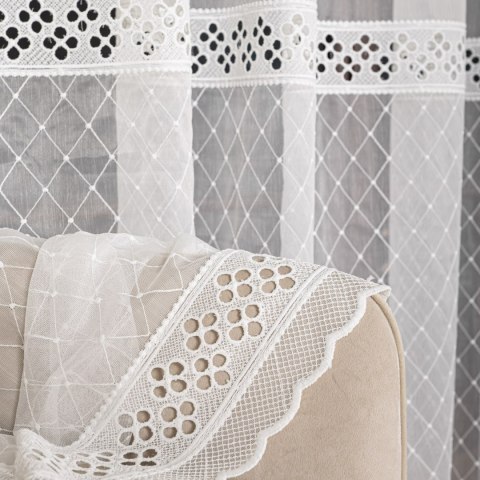 Firanka haftowana po całości, wysokość 285cm, kolor 012 kremowy FH0019/768/012/000285/1