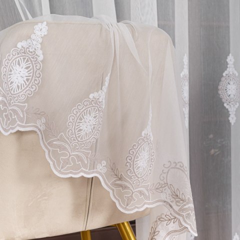 Firanka haftowana pasowa, wysokość 285cm, kolor 003 biały z beżowo-białą nicią FH0030/768/003/000285/1