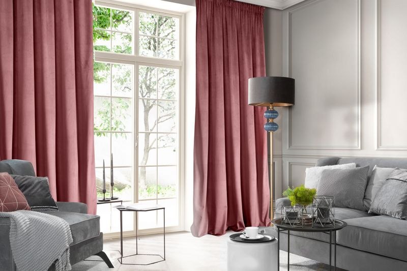 Zasłona gotowa na taśmie ROSA 140x270 cm kolor różowy