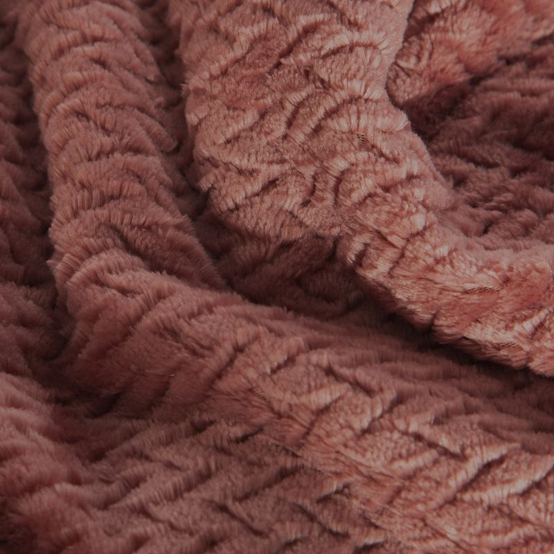 Ciepły i puchaty koc CINDY 150x200 cm kolor różowy